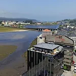 Piso Luminoso Y Acogedor En Primera Línea De Playa Covas Viveiro Apartamento