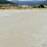 Apartamento Piso Luminoso Y Acogedor En Primera Línea De Playa Covas Viveiro *