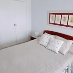 Apartamento Piso Luminoso Y Acogedor En Primera Línea De Playa Covas Viveiro *