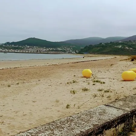 Piso Luminoso Y Acogedor En Primera Linea De Playa Covas Viveiro *