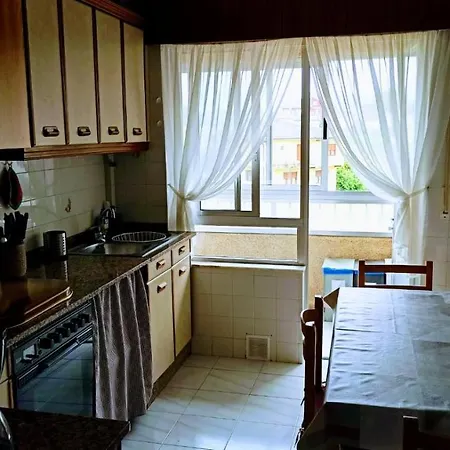 Piso Luminoso Y Acogedor En Primera Linea De Playa Covas Viveiro Apartment San Pedro de Viveiro