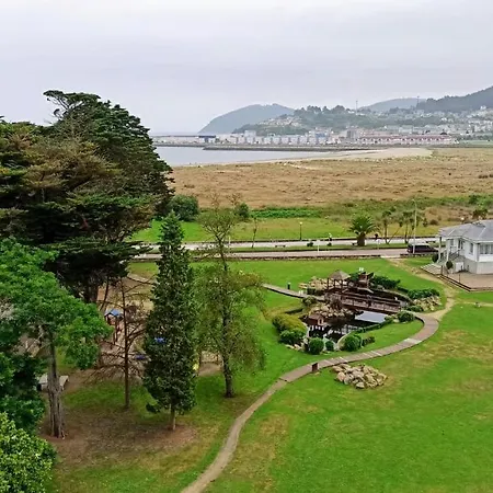 Piso Luminoso Y Acogedor En Primera Linea De Playa Covas Viveiro San Pedro de Viveiro